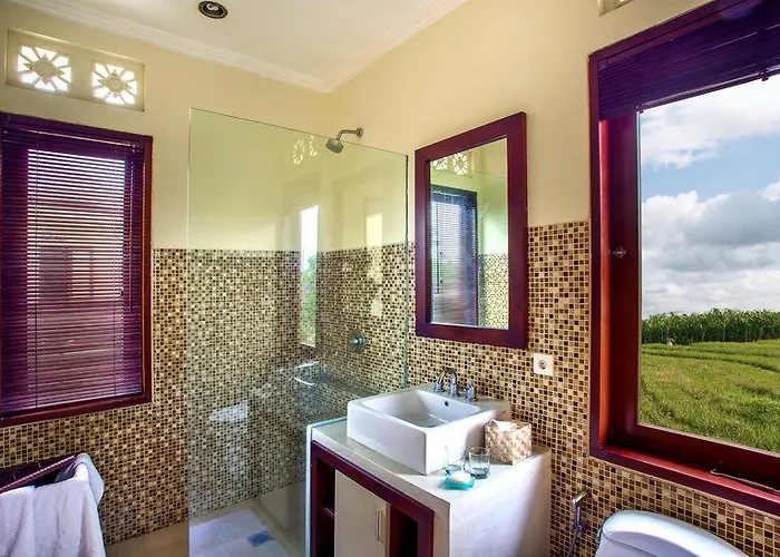 Villa Tiga Samudra *