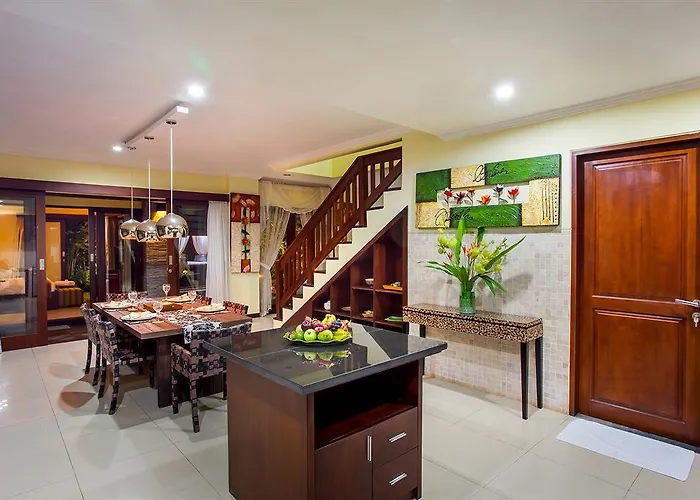 Tiga Samudra Villa *